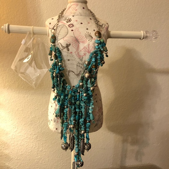 Turquoise, Silver, pewter and Swarovski necklace. - Picture 5 of 6